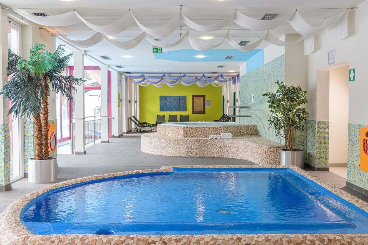 Alpenparks Apartment & Ferienresort Rehrenberg วีโฮเฟิน ภายนอก รูปภาพ