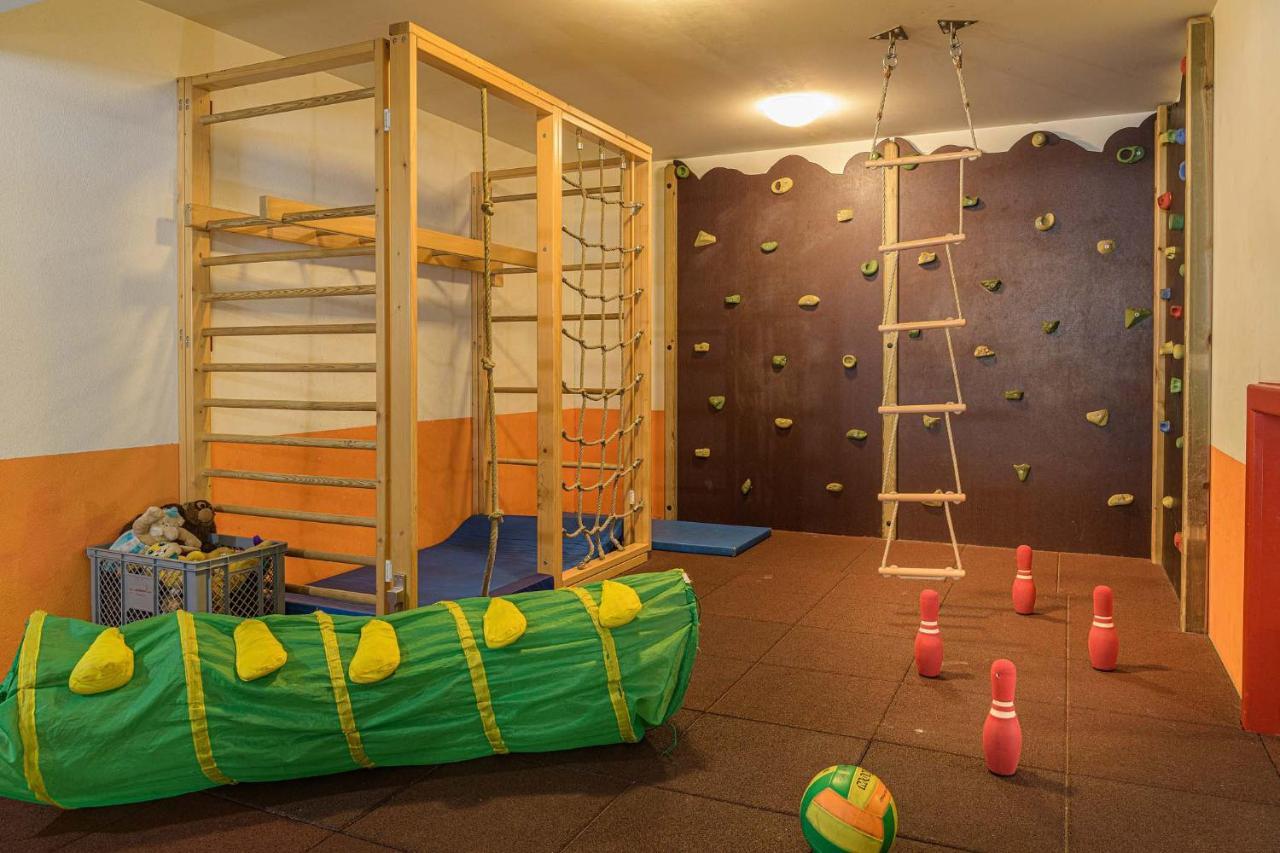 Alpenparks Apartment & Ferienresort Rehrenberg วีโฮเฟิน ภายนอก รูปภาพ