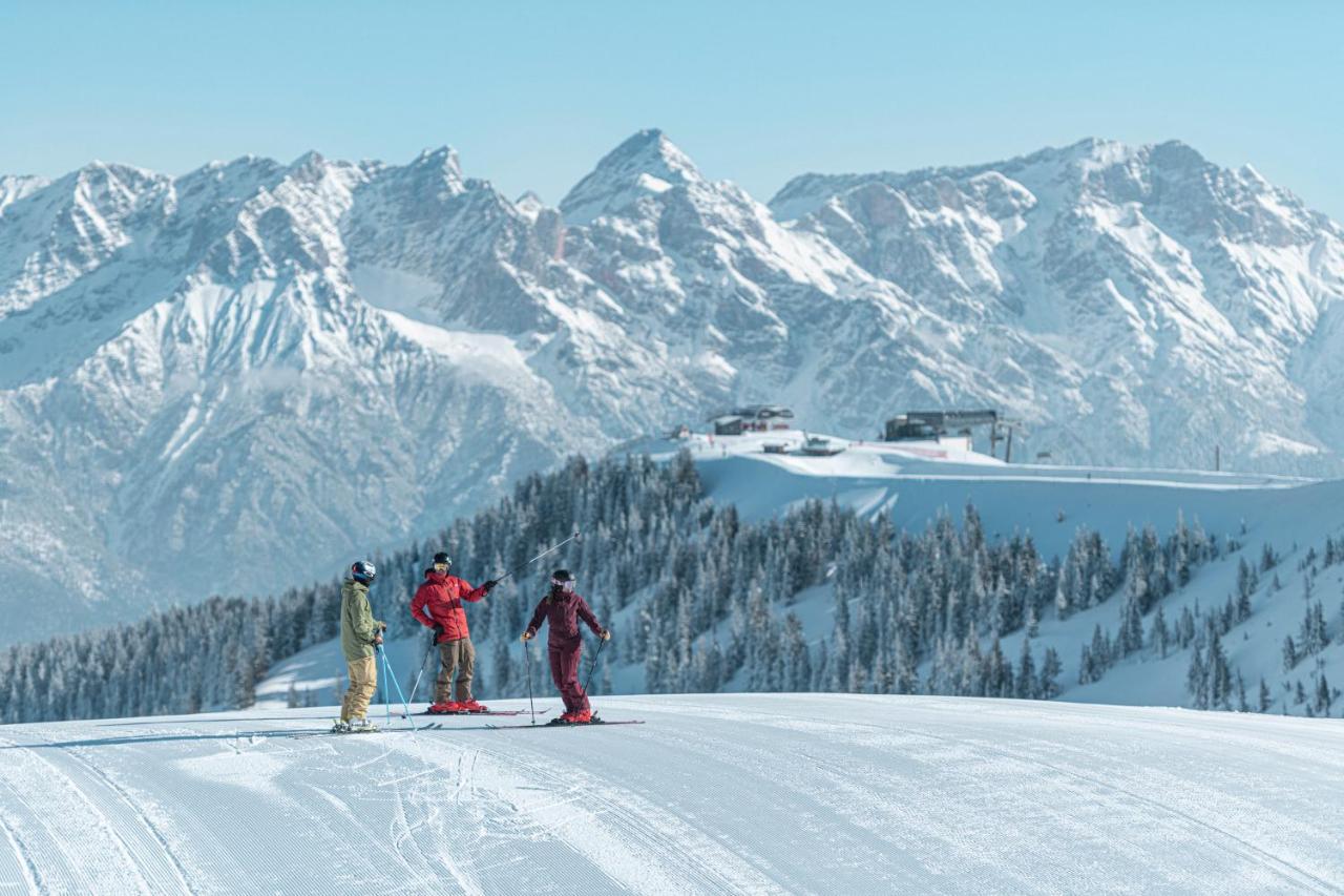 Alpenparks Apartment & Ferienresort Rehrenberg วีโฮเฟิน ภายนอก รูปภาพ