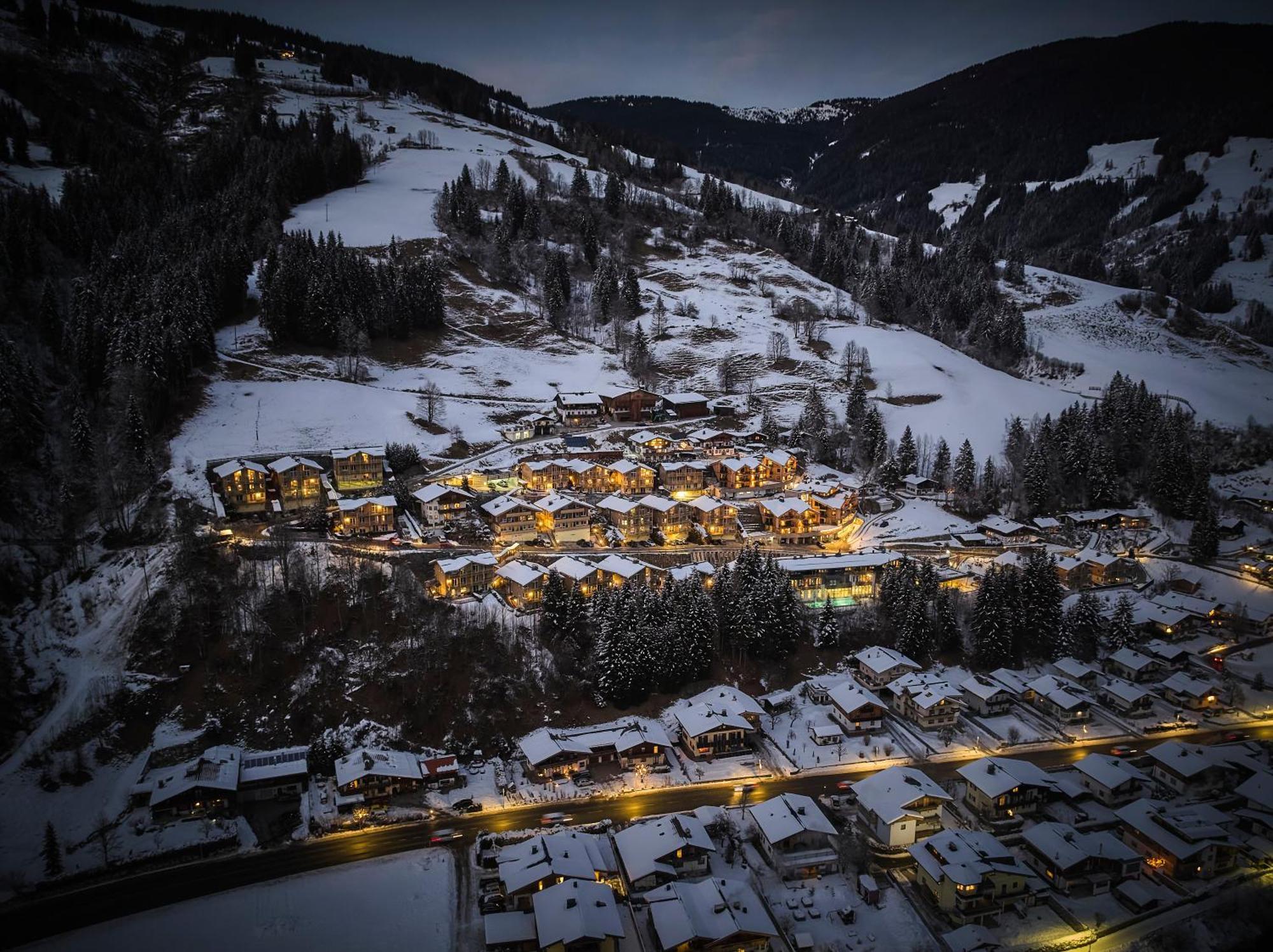 Alpenparks Apartment & Ferienresort Rehrenberg วีโฮเฟิน ภายนอก รูปภาพ