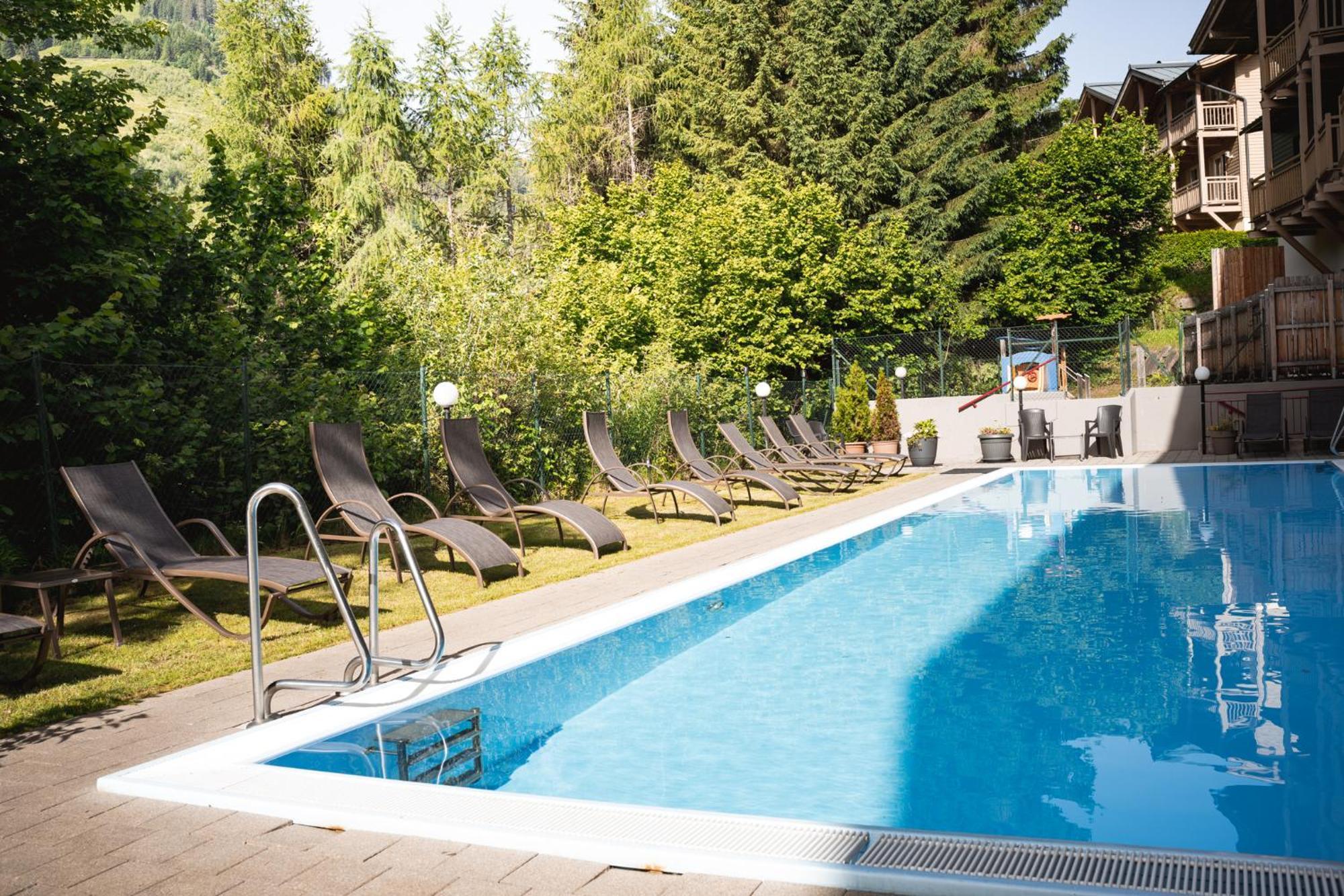 Alpenparks Apartment & Ferienresort Rehrenberg วีโฮเฟิน ภายนอก รูปภาพ