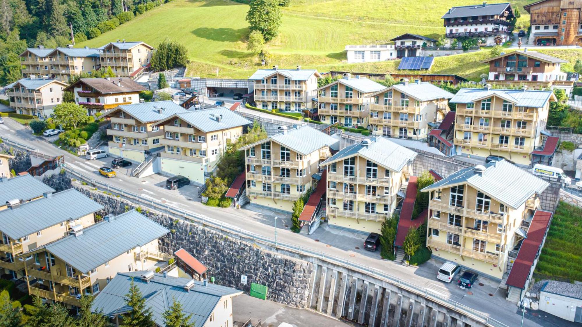 Alpenparks Apartment & Ferienresort Rehrenberg วีโฮเฟิน ภายนอก รูปภาพ
