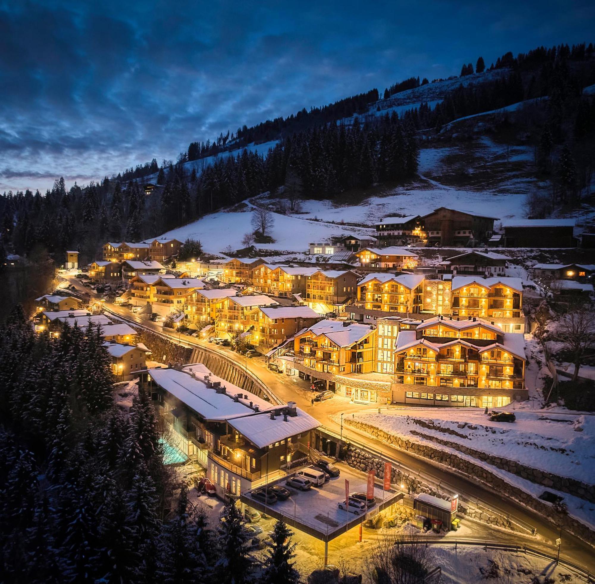 Alpenparks Apartment & Ferienresort Rehrenberg วีโฮเฟิน ภายนอก รูปภาพ